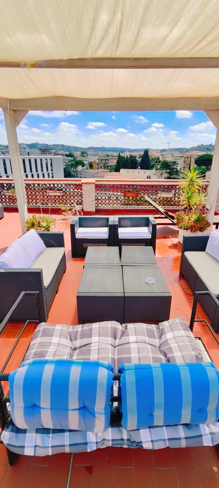 Апартаменты Panoramic Luxury Little Penthouse Флоренция Экстерьер фото